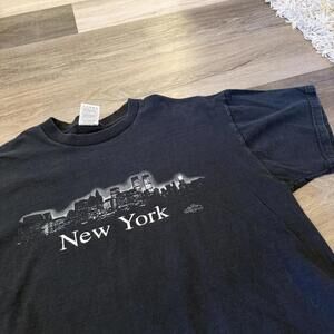 Vintage New York City skyline t shirt 00s XL